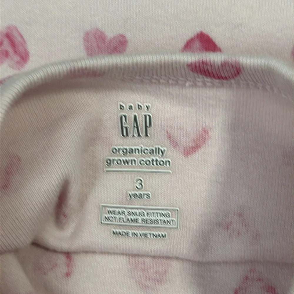 GAP baby pink